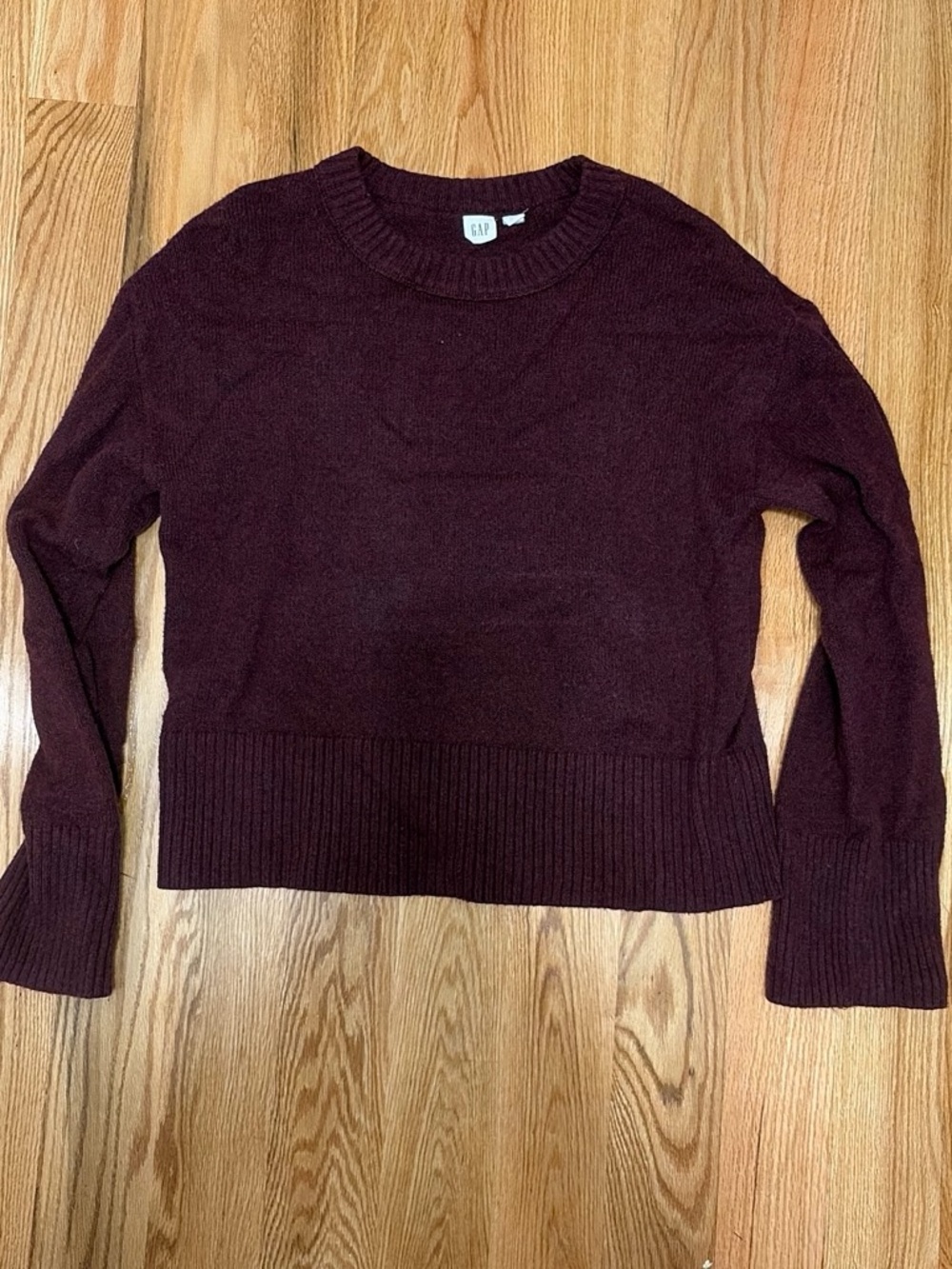GAP Women's Crewneck Sweater in Wine
